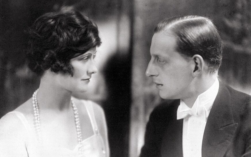 143 anni Coco Chanel - Coco Chanel negli anni 20 con Boy Capel